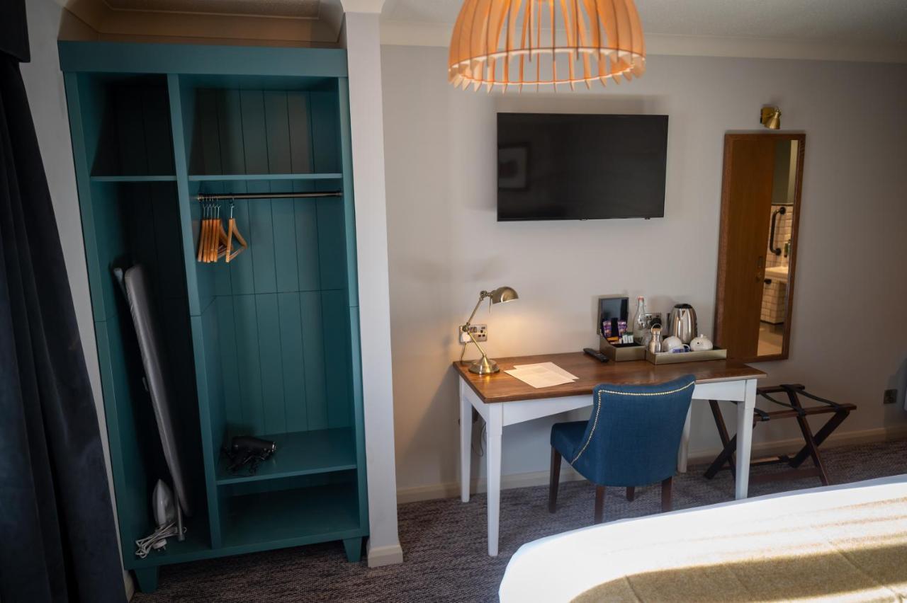 Ely Hotel By Chef & Brewer Collection Κάμπερλι Εξωτερικό φωτογραφία