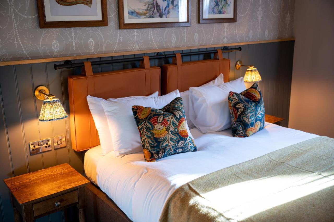 Ely Hotel By Chef & Brewer Collection Κάμπερλι Εξωτερικό φωτογραφία