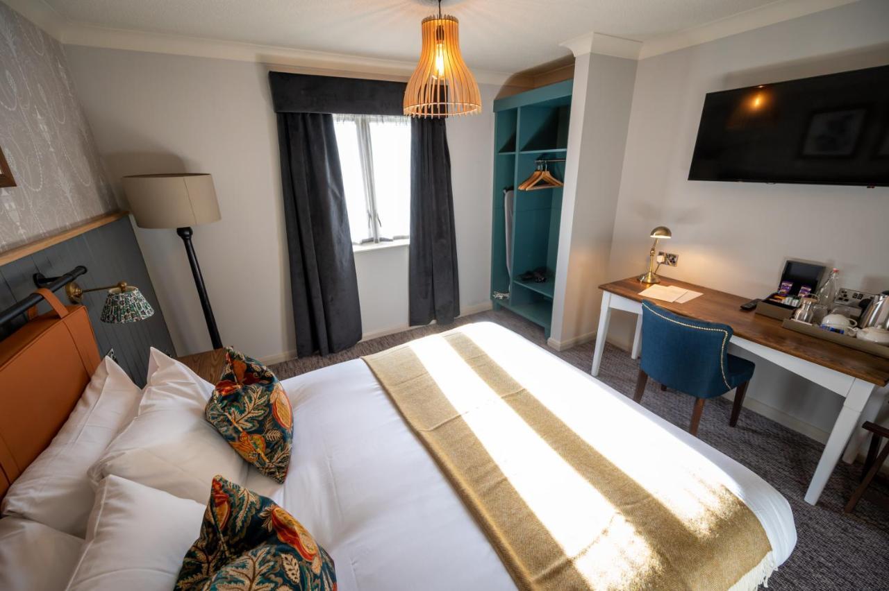 Ely Hotel By Chef & Brewer Collection Κάμπερλι Εξωτερικό φωτογραφία